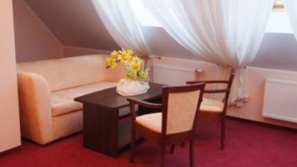Hotel Umina***