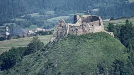 Wycieczka w Pieniny. Zamki i Spływ Dunajcem