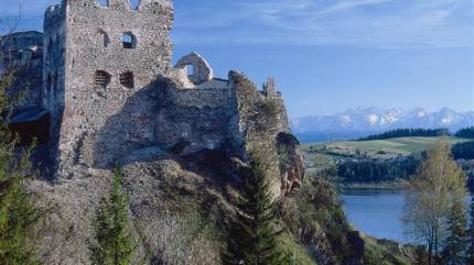 Wycieczka w Pieniny. Zamki i Spływ Dunajcem