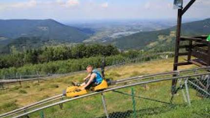 Tor saneczkowy na górze Żar