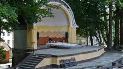  Muszla koncertowa 