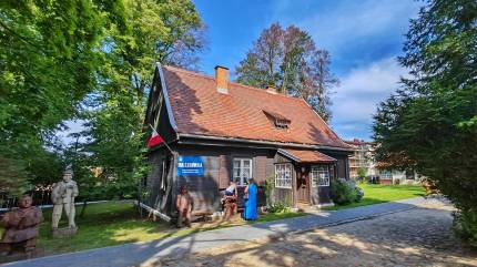 Hallerówka we Władysławowie, ul. Morska 6. Centrum Pamięci Gen. Hallera, filia Muzeum w Pucku. Fot. Łukasz Grzejszczak Mojeurlopy.pl
