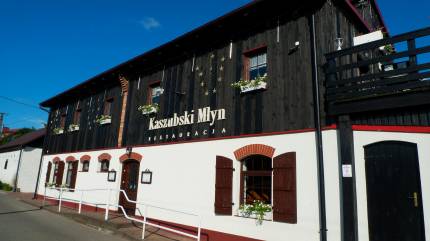 Restauracja Kaszubski Młyn - Wierzchucino, fot. Łukasz Grzejszczak, Mojeurlopy.pl
