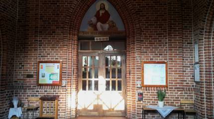Parafia św. Katarzyny Aleksandryjskiej w Krokowej, fot. Łukasz Grzejszczak, Mojeurlopy.pl