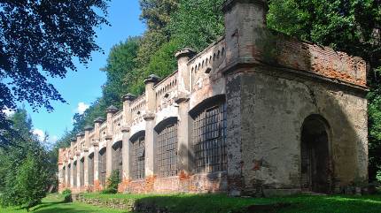 Park zamkowy z oranżerią