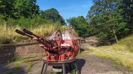 Fort Gerharda - Świnoujście. Polska armata morska ZU-23-2M Wróbel używana na okrętach od lat 70-tych XX wieku. Fot. Łukasz Grzejszczak Mojeurlopy.pl