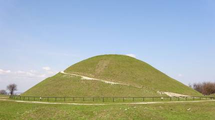 Kopiec Kraka By Mach240390 - Praca własna, CC BY 3.0, https://commons.wikimedia.org/w/index.php?curid=47363589