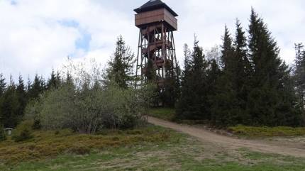 Wieża widokowa na Lubaniu. Autor Jerzy Opioła - Praca własna, CC BY-SA 4.0, https://commons.wikimedia.org/w/index.php?curid=49171358