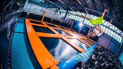 Park Trampolin Jumpcity Gdynia, fot. https://gdynia.jumpcity.pl