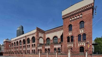 Budynek Muzeum Powstania Warszawskiego, Warszawa, Grzybowska