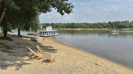 Plaża przy płycie Desantu