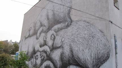 Mural w Warszawie Śródmieście