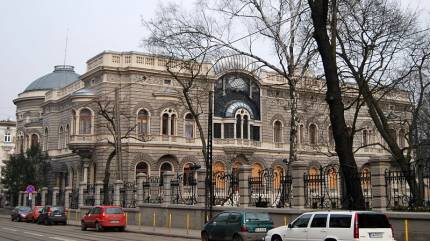 Pałac Karola Poznańskiego. Autor Ainka - Praca własna, CC BY-SA 4.0, https://commons.wikimedia.org/w/index.php?curid=41411497