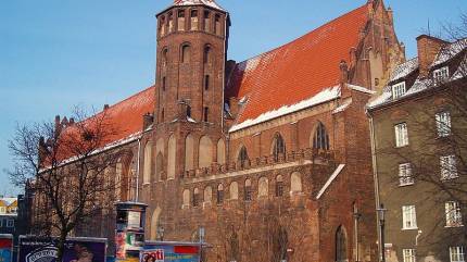 Bazylika św. Mikołaja. Autor Brosen - Praca własna, CC BY 2.5, https://commons.wikimedia.org/w/index.php?curid=532470