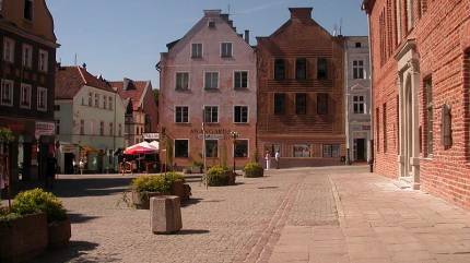 Rynek Starego Miasta w Olsztynie. Fot. I, Adam024, CC BY-SA 3.0, https://commons.wikimedia.org