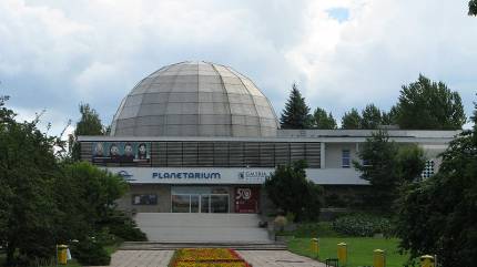 Olsztyńskie Planetarium. Fot. Margoz - Praca własna, CC BY-SA 4.0, https://commons.wikimedia.org