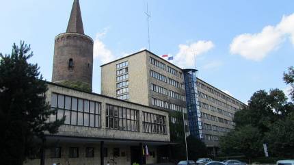 Wieża Piastowska w Opolu. Fot. Daviidos - Praca własna, CC BY-SA 3.0, https://commons.wikimedia.org