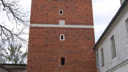 Brama Opatowska Sandomierz. Fot. Wistula - Praca własna, CC BY 3.0, https://commons.wikimedia.org