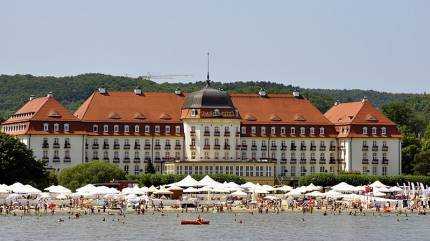 Sopot Grand Hotel. Fot. DerHexer - Praca własna, CC BY-SA 3.0, https://commons.wikimedia.org