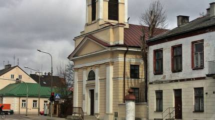 Kościół Ewangelicki Sw. Trójcy - Suwałki. Fot. Adrian Piekarski vel Adrianek2501  CC BY-SA 3.0 pl, https://commons.wikimedia.org/w/index.php?curid=21126013