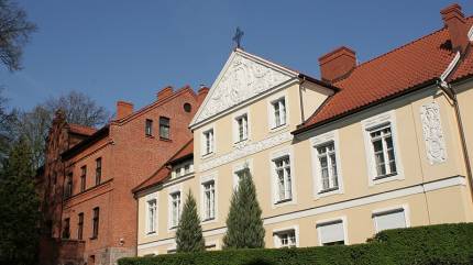 Pałac Archiprezbitera, widok od ul. Staszica. Fot. Mazaki - Praca własna, CC BY-SA 4.0, https://commons.wikimedia.org
