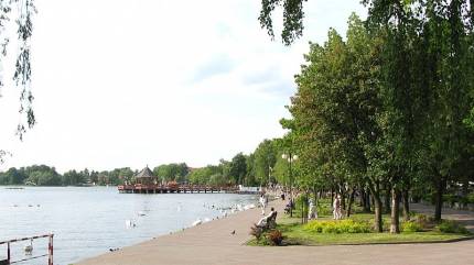 Promenada w Ostródzie. Fot. Artur Andrzej - Praca własna, Domena publiczna, https://commons.wikimedia.org