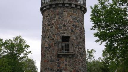 Wieża Bismarcka Ostróda. Fot. WiktorN.PL - Praca własna, CC BY-SA 3.0, https://commons.wikimedia.org