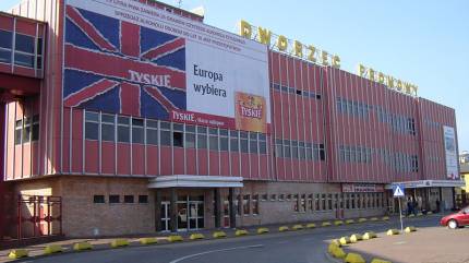 Budynek Dworca Promowego Świnoujście. Fot. Paula21 - Praca własna, CC BY-SA 3.0, https://commons.wikimedia.org