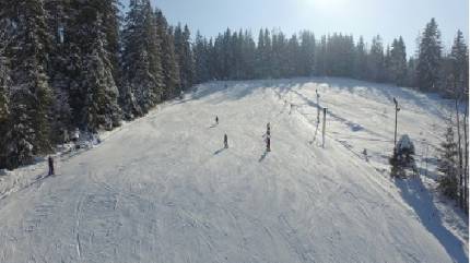 Wyciągi narciarskie SUCHE-SKI u Jędrola