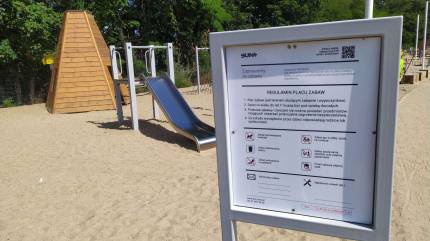 Plac zabaw dla dzieci na Placu Gwiazd. Fot.Łukasz Grzejszczak Mojeurlopy.pl