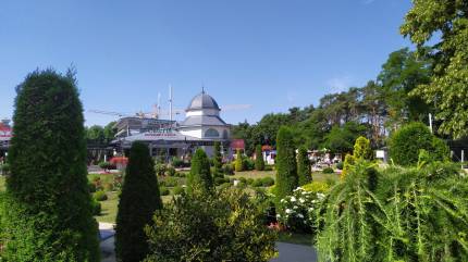 Międzyzdroje - Park roślin. Fot. Łukasz Grzejszczak Mojeurlopy.pl