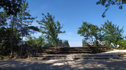 Wejście na plażę dla psów w Międzyzdrojach. Fot. Łukasz Grzejszczak Mojeurlopy.pl