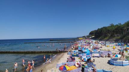 Plaża w Ustroniu Morskim. Fot. Łukasz Grzejszczak Mojeurlopy.pl