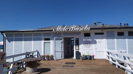 Restauracja Molo Busola w Ustroniu Morskim. Fot. Łukasz Grzejszczak Mojeurlopy.pl