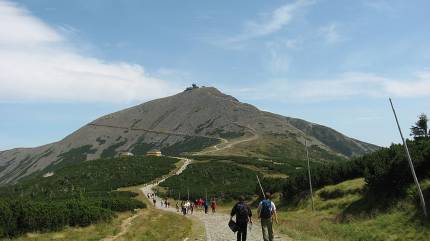 Śnieżka. Autor I, Derbeth, CC BY 2.5, httpscommons.wikimedia.