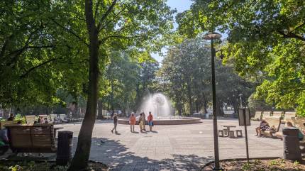 Plac 18 marca w Kołobrzegu. Fot. Łukasz Grzejszczak Mojeurlopy.pl