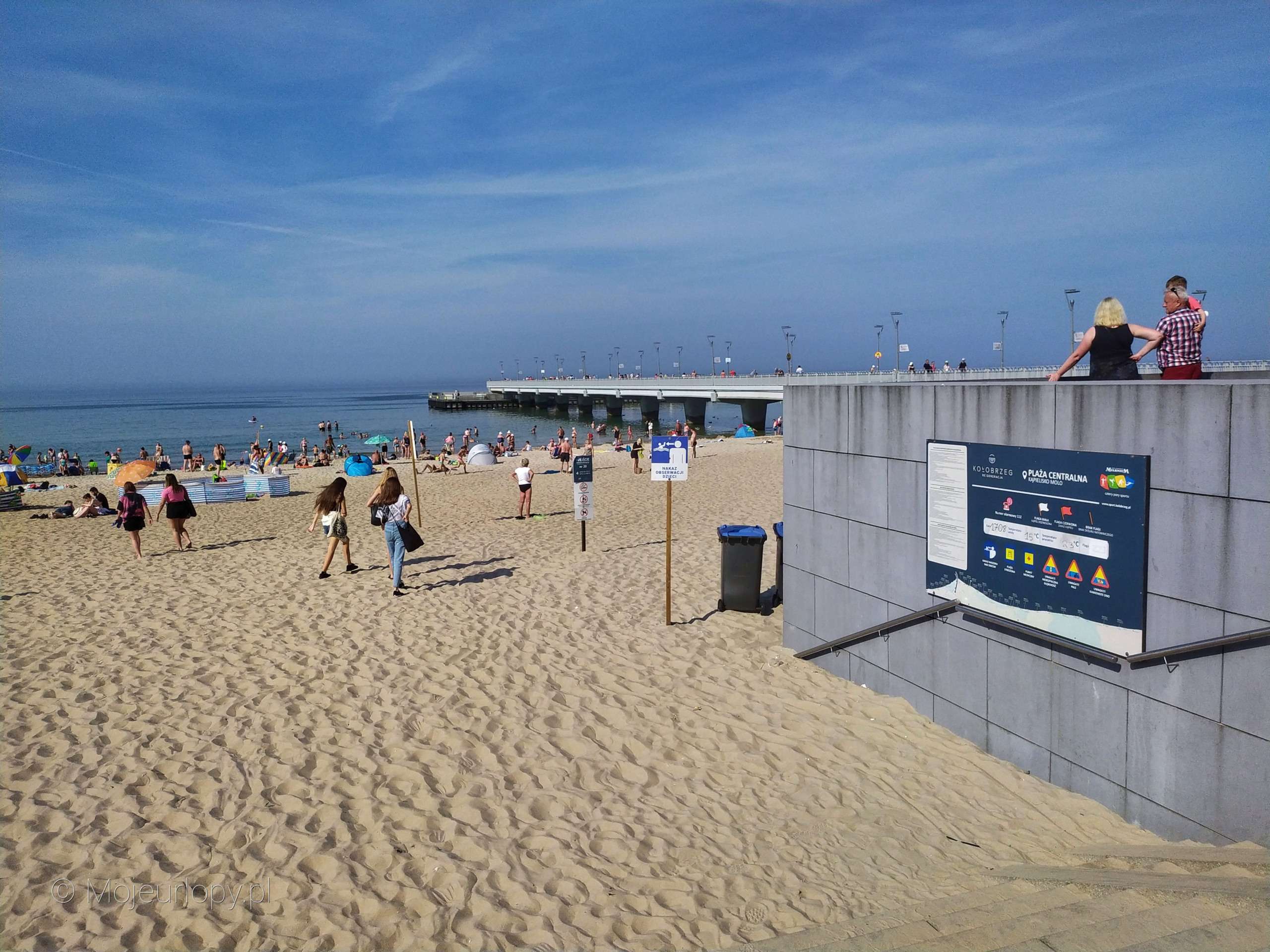 Plaża obok Molo we Kołobrzegu, wejście numer 20 Kołobrzeg - Szeroka plaża Centralna