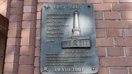 Latarnia Morska - Świnoujście, Bunkrowa. Fot. Łukasz Grzejszczak Mojeurlopy.pl