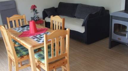 Apartament 2-4 os.