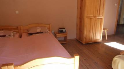 Pod Jaworzyną - pokoje i apartamenty